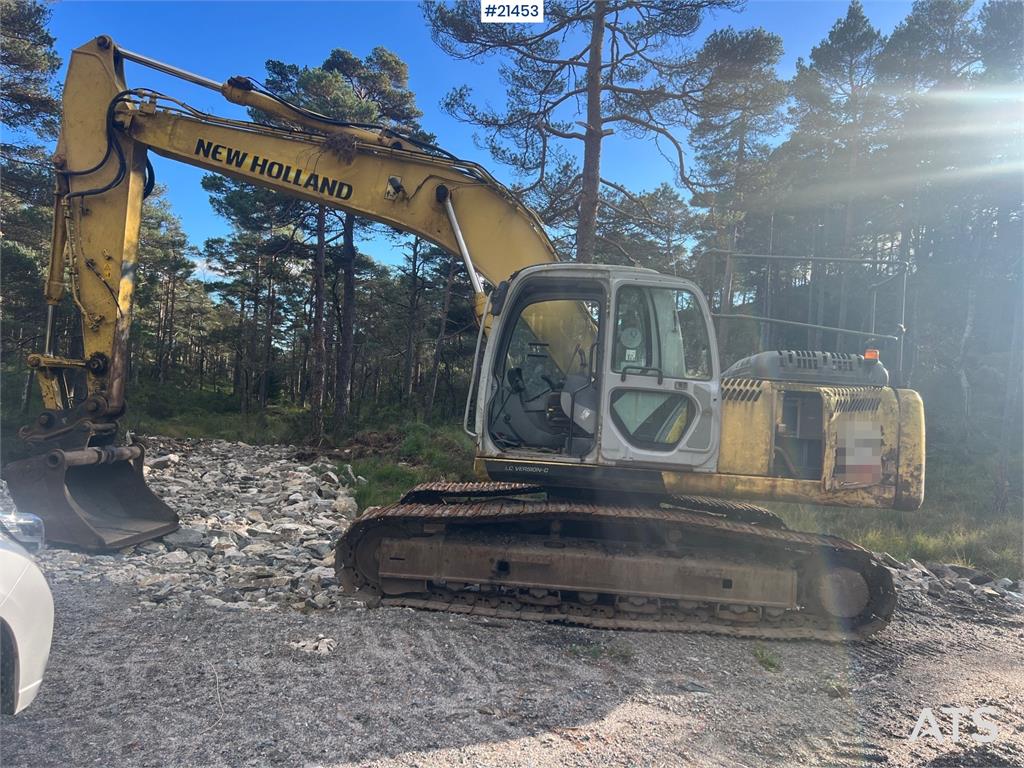 New Holland E215 Excavator 2008 21453 E215 Excavator 2008 1 Crawler Excavators image 6