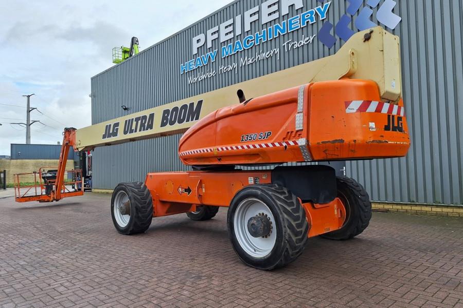 JLG 1350SJP Diesel, 4x4x4 Drive 43.3m Working Height, 2004 JLG - 1350SJP - 90396 1350SJP Diesel, 4x4x4 Drive 43.3m Working...