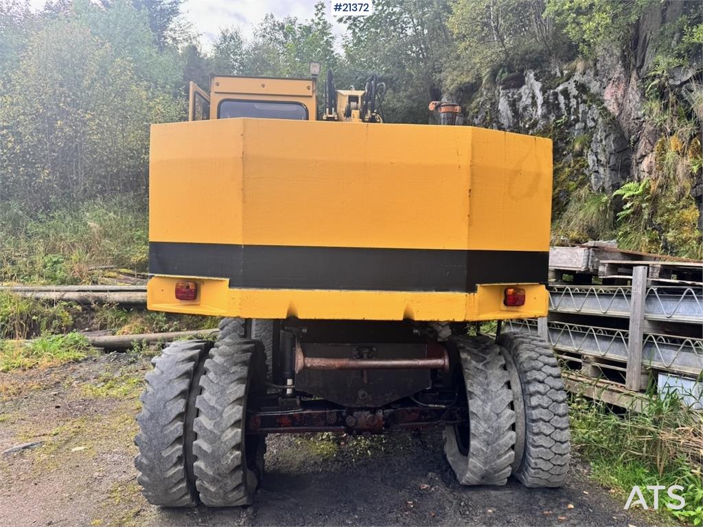 CAT 212B 1994 21372 212B 1994 1 Wheeled Excavators image 4
