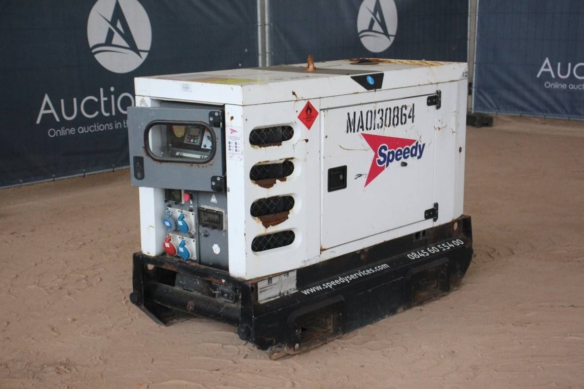 Generator SDMO R22C3 Diesel 2011 2011 SDMO R22C3 2011 1 Generators image 8