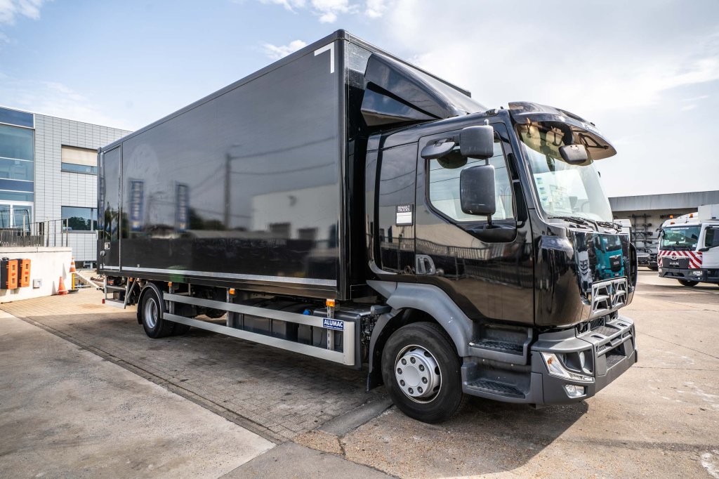 RENAULT D 16 250- 36000 KM +DHOLLANDIA 2T. 2021 E63892 Renault D 16 250- 36000 KM +DHOLLANDIA 2T. 2021 1 image 2
