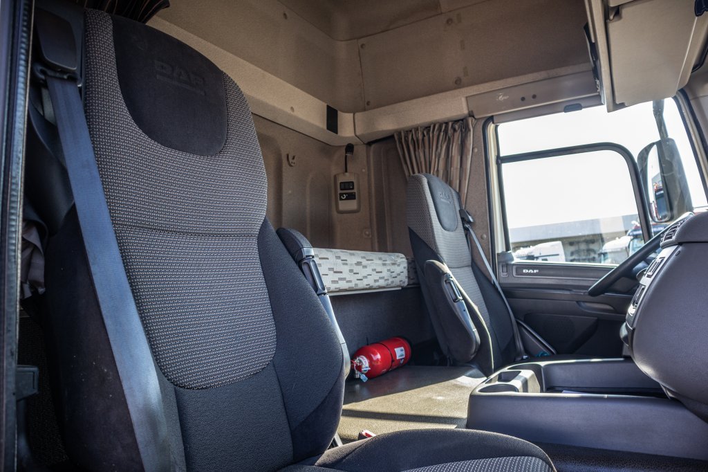 DAF CF 85.460+INTARDER+COMPRESSEUR 2014 E59775 DAF 85.460+INTARDER+COMPRESSEUR 2014 1 image 9