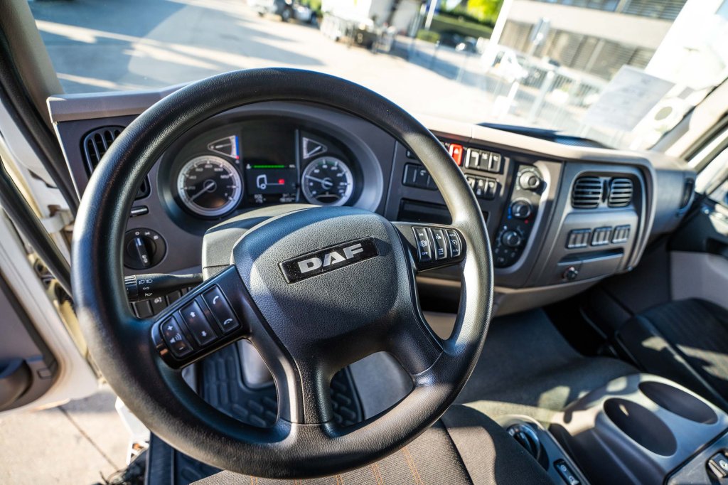 DAF LF 320+ETA 11.000 L/3 COMP. -LAIT/MILCH/MILK 2019 E64455 DAF LF 320+ETA 11.000 L/3 COMP. -LAIT/MILCH/MILK 2019 1 image 11