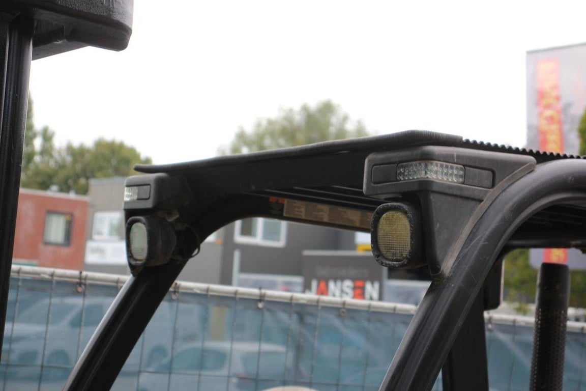Heftruck Yale GDP30VX E2345 Diesel 2720kg 4.91m 2010 2010 GDP30VX E2345 2010 1 Forklift image 13