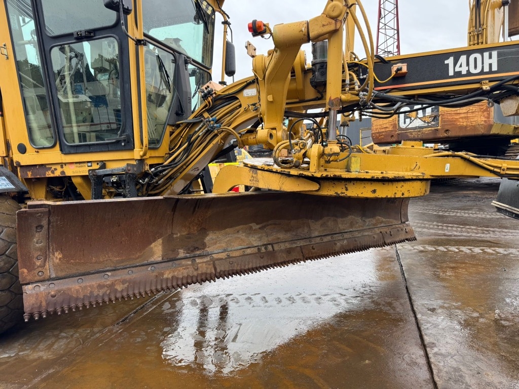 CAT 140 H 2000 5402 140 H 2000 1 Motor graders image 14