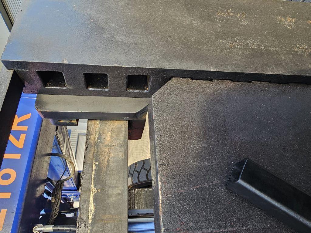 Kalmar 18000 kg Adjustable Coil Dorn 2026 DK230 18000 kg Adjustable Coil Dorn 2026 1 image 5