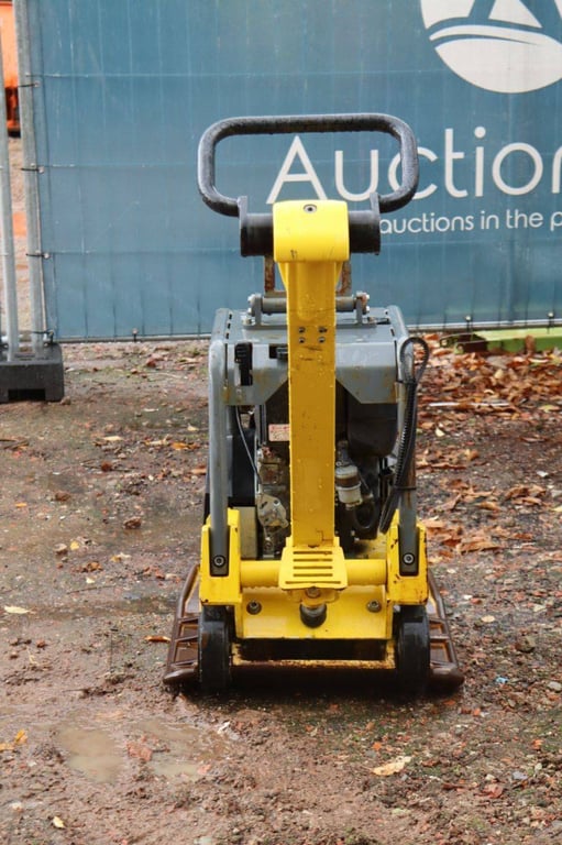 Vibrating plate Wacker Neuson DPU3760 Diesel 4.2kW 2018 2018 Neuson DPU3760 2018 1 image 4