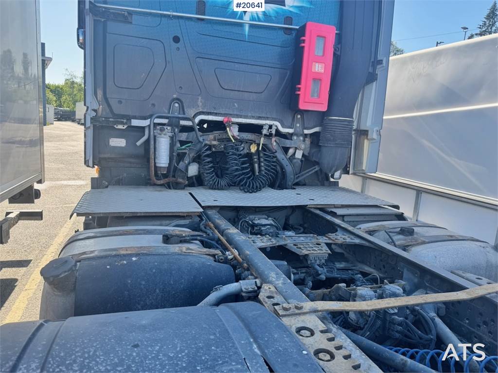 Mercedes-Benz 2551 6x2 Truck. Euro 6! 2014 20641 2551 6x2 Truck. Euro 6! 2014 1 Tractor Units image 6