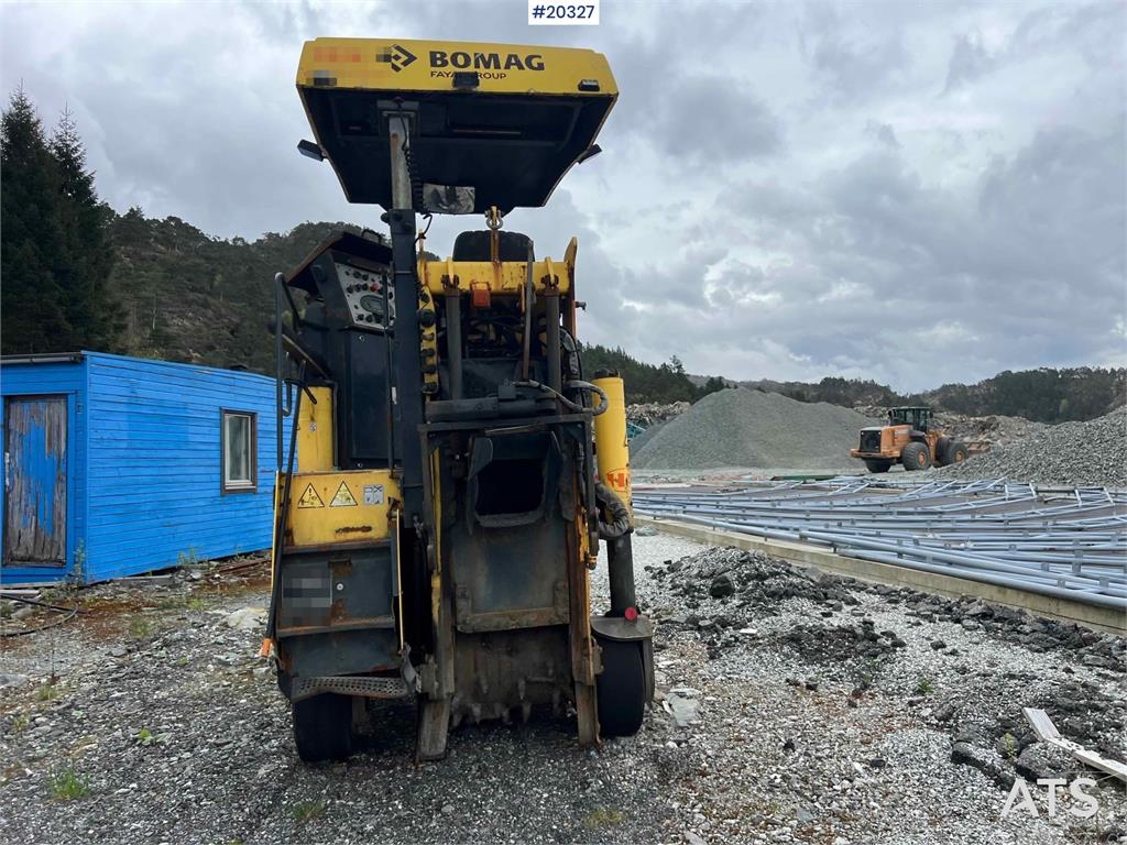 Bomag BM600/15 Asphalt milling machine. WATCH VIDEO 2013 20327 BM600/15 Asphalt milling machine. WATCH VIDEO 2013 1 image 14