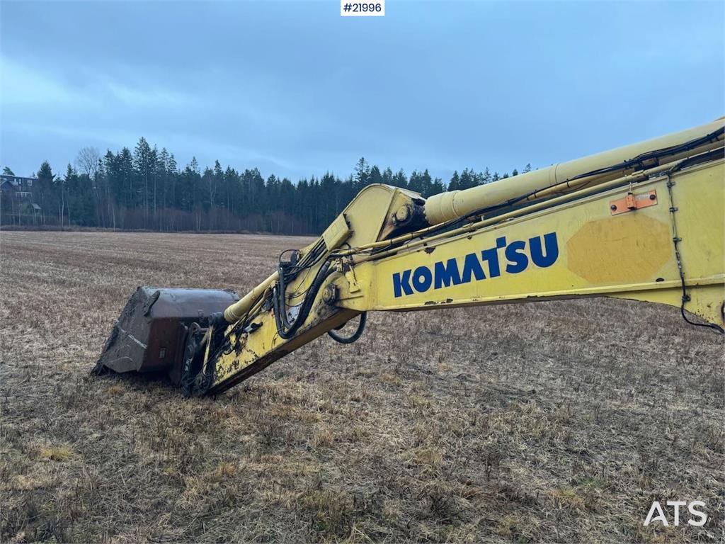 Komatsu PC290LC-7K tracked excavator w/ bucket 2003 21996 PC290LC-7K tracked excavator w/ bucket 2003 1 Crawler Excavators...