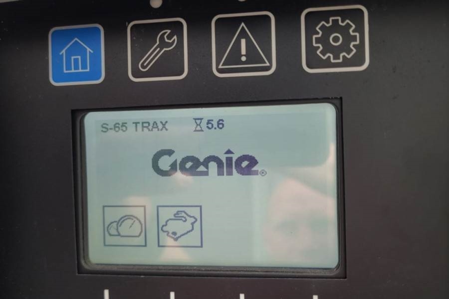 Genie S65XC Trax Valid inspection, *Guarantee! Diesel, 4 2023 GENIE - S65XC Trax - 62291 S65XC Trax Valid inspection, *Gua...