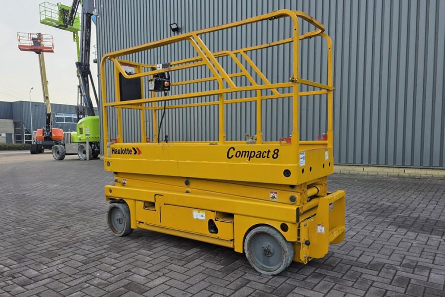Haulotte Compact 8 Electric, 8.2m Working Height, 350kg Cap 2011 HAULOTTE - Compact 8 - 61869 Compact 8 Electric, 8.2m Wor...