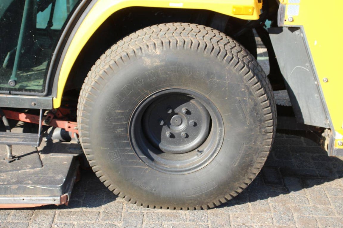 Heavy machinery product image - Image 15 of 15