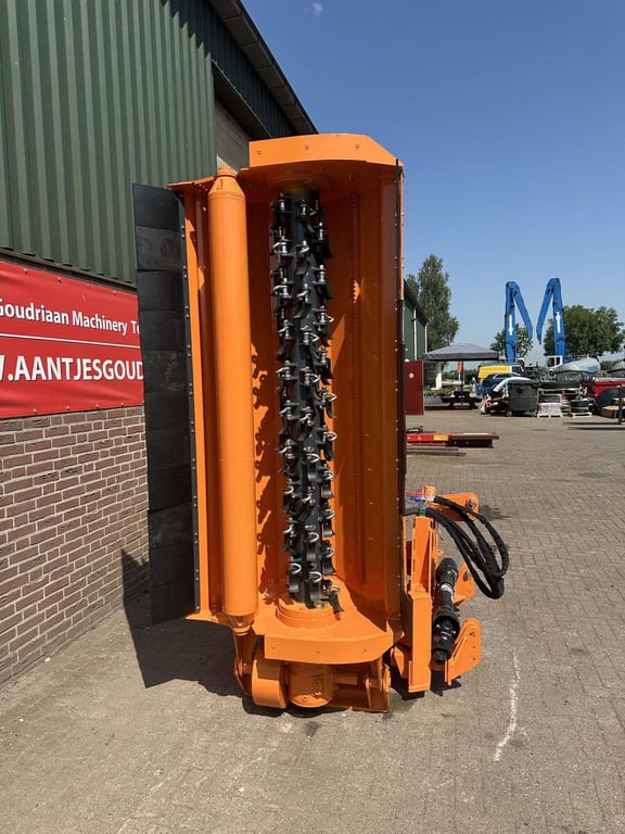 TLF 2000 zij klepelmaaier - Nieuw 2025 12524 TLF 2000 zij klepelmaaier - Nieuw 2025 0 image 4