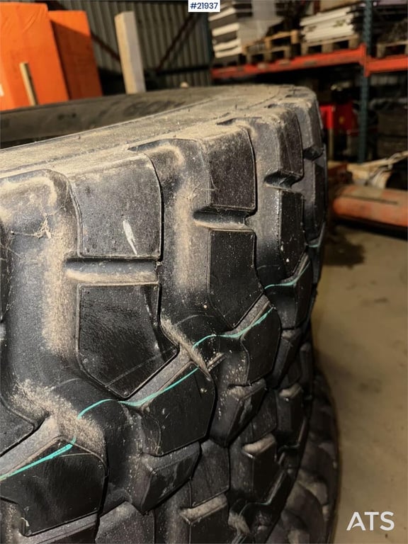 4 stk dekk til hjullaster eller veghøvel 21937 4 stk dekk til hjullaster eller veghøvel 1 image 6