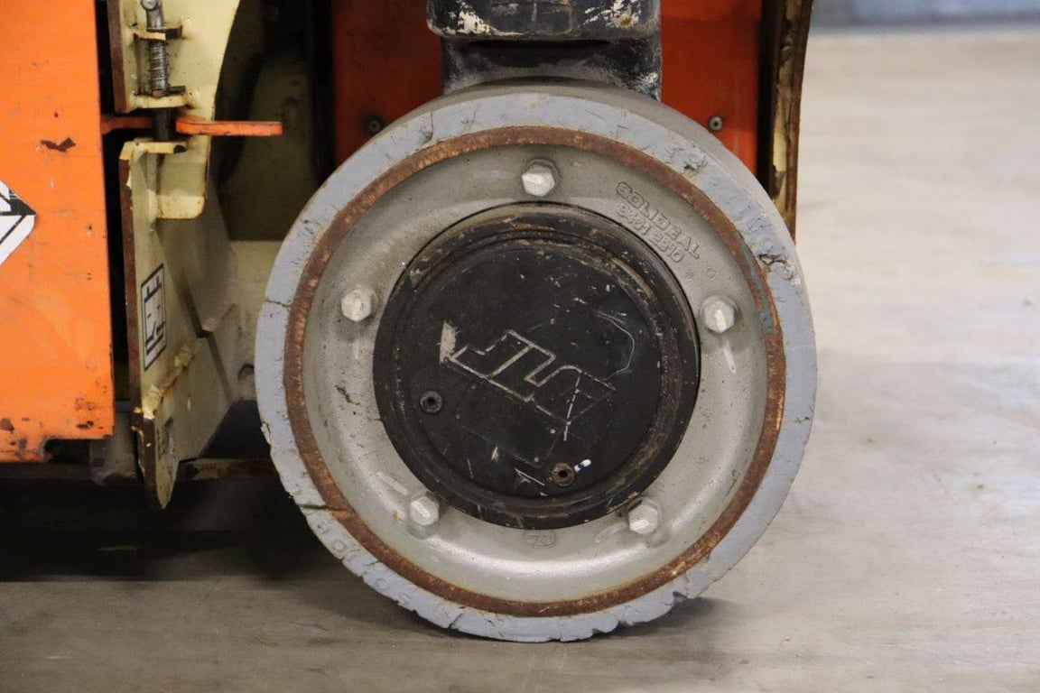 JLG 1230ES Electric Mast Lift 5.66m 2013 2013 1230ES 2013 1 image 14