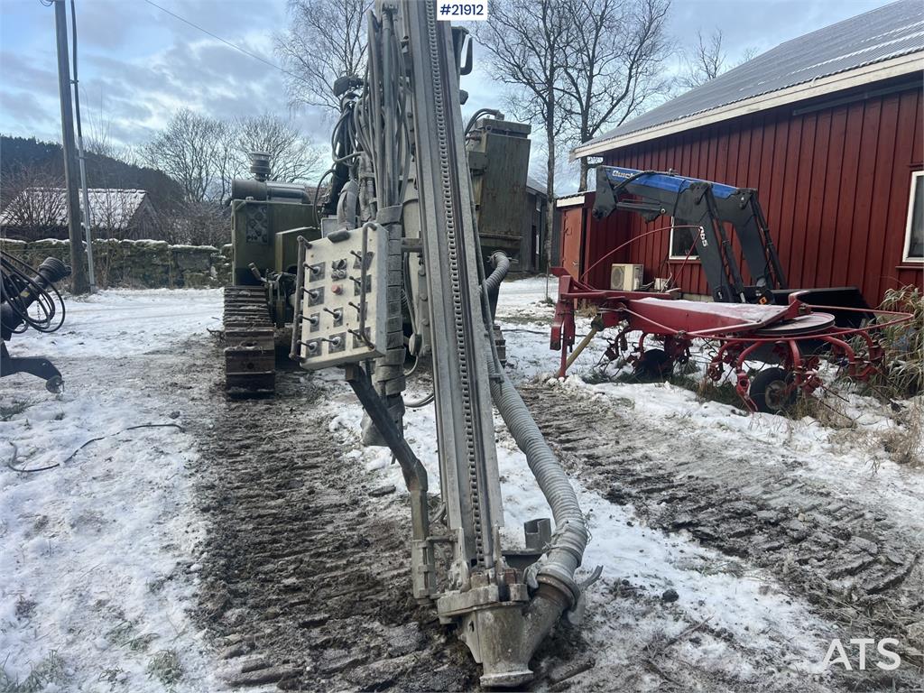 Nemek 503 TXI drilling rig w/ low hours for age 1996 21912 Nemek 503 TXI drilling rig w/ low hours for age 1996 1 image 23