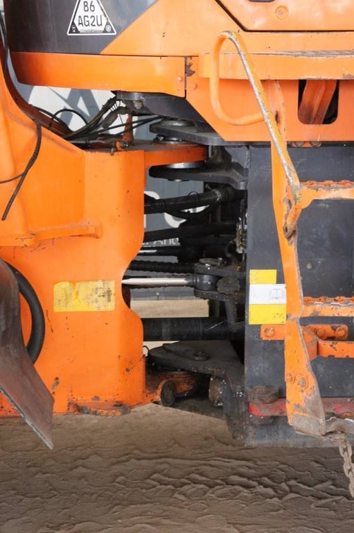 Wheel loader Doosan DL300 Series III Diesel 22kW 2014 2014 DL300 Series III 2014 1 image 13