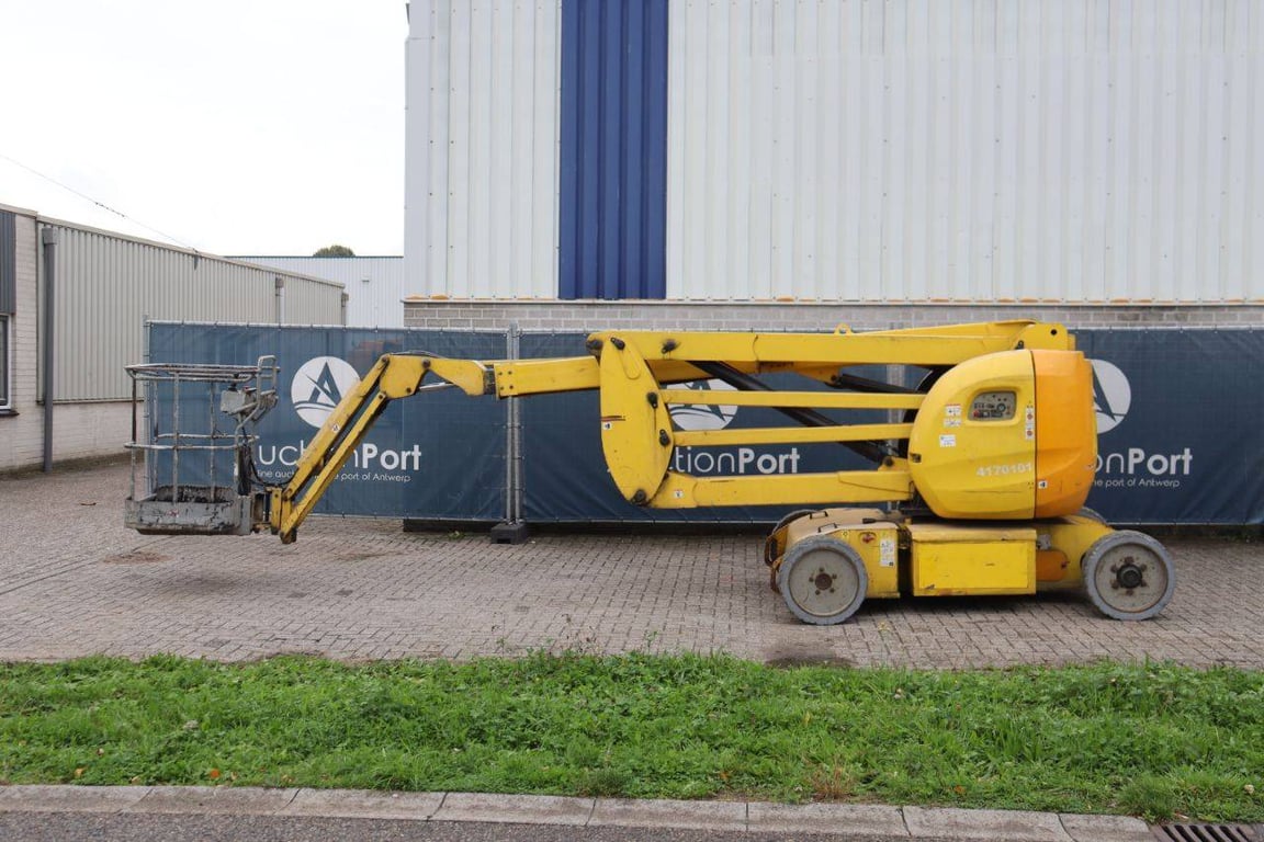 Manitou 170 AETJ L Electric Articulated Boom Lift 2007 2007 170 AETJ L 2007 1 image 2