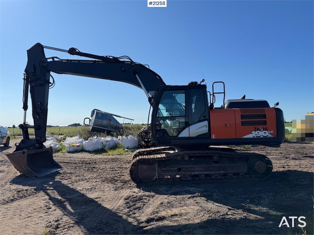 Hitachi ZX 190 LC-6 with Engcon rototilt og graveskuffe. 2018 21258 ZX 190 LC-6 with Engcon rototilt og graveskuffe. 2018 ...
