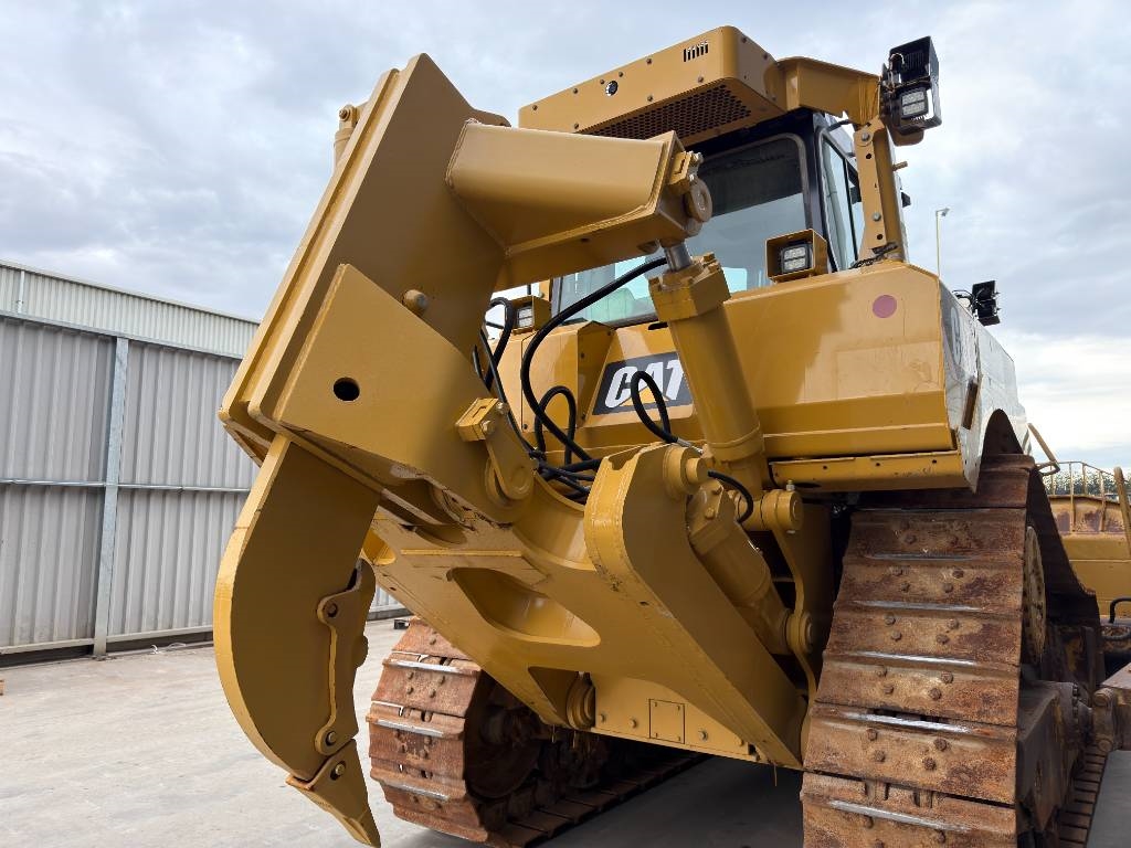 CAT D8T - CE 2019 205670 D8T - CE 2019 1 Dozers image 8