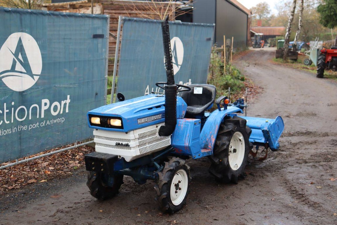 Mini tractor Kubota B1200 Diesel Kubota B1200DT 1 image 9