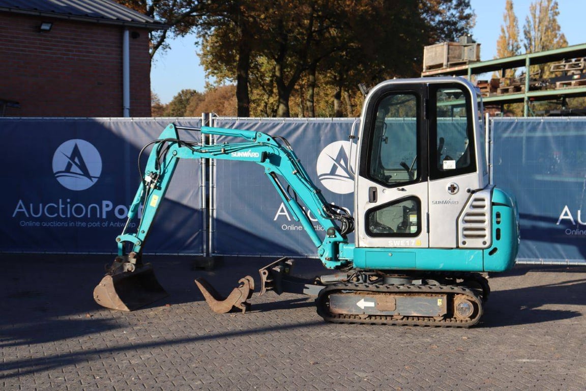 Mini excavator Sunward SWE17B Diesel 2018 2018 Sunward SWE17B 2018 1 image 3