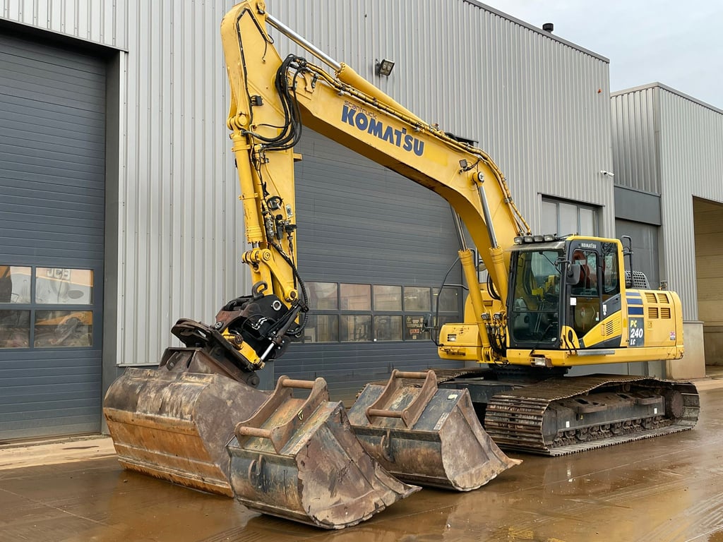 Komatsu PC240LC-10 2014 00033878 PC240LC-10 2014 1 image 2