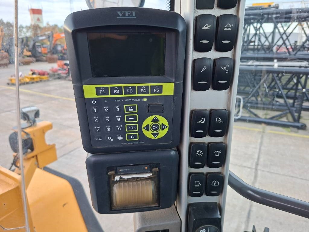 Volvo L 150 H (New Tyres) 2016 ATR-2030 L 150 H (New Tyres) 2016 1 Wheel Loaders image 10