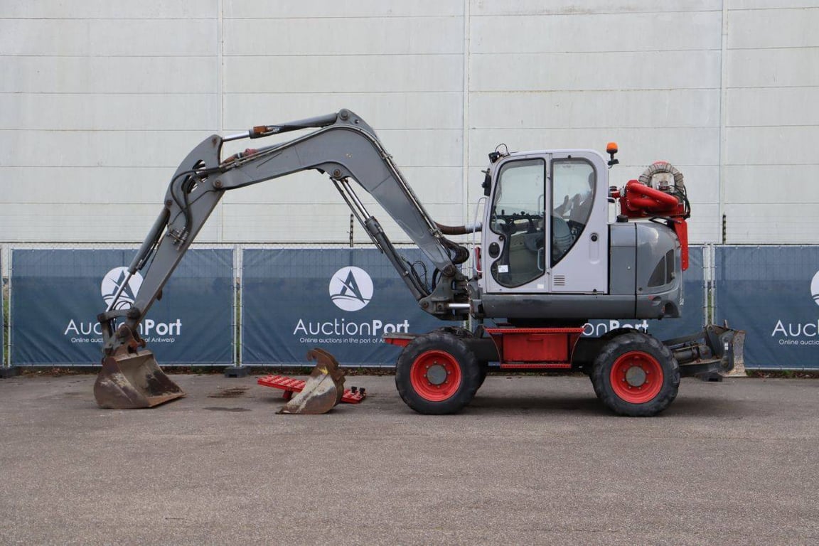 Wacker Neuson 9503 WD Diesel 2010 Wheel Excavator 2010 Neuson 9503 WD 2010 1 Wheel Loaders image 3