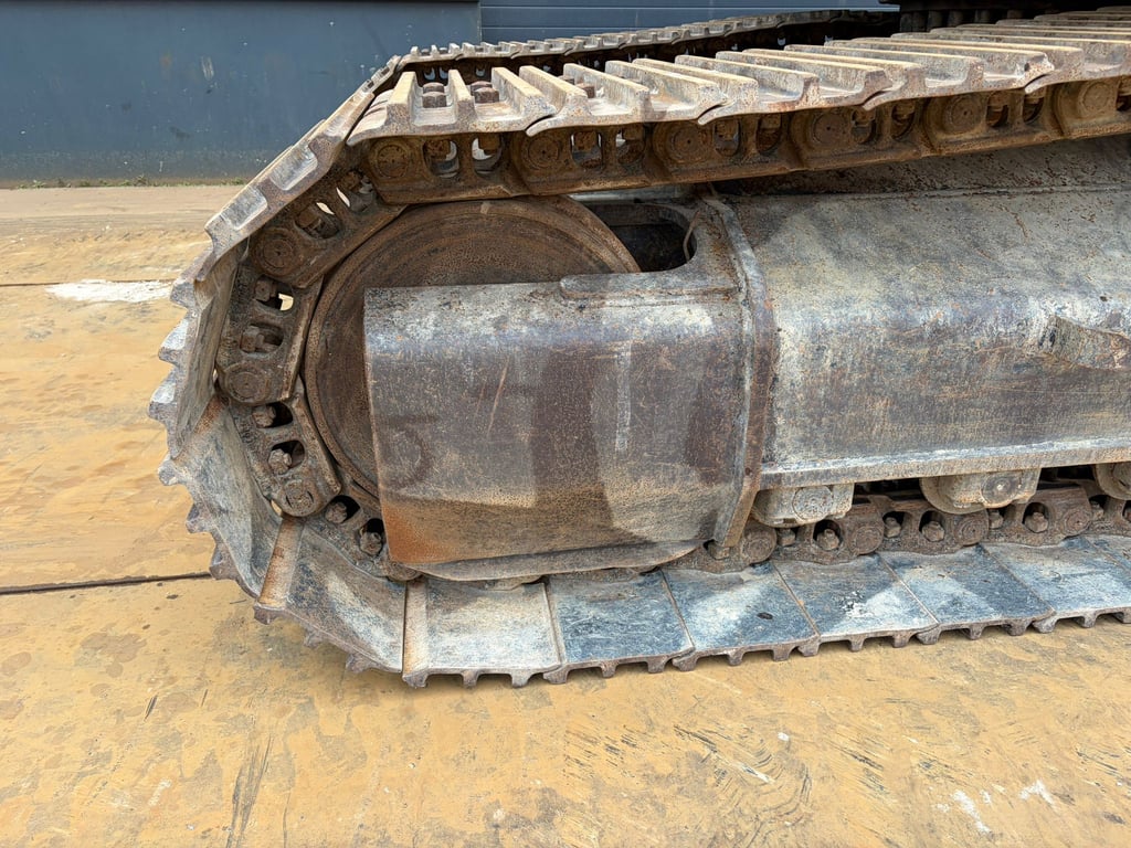 Caterpillar 329ELN 2015 00033762 329ELN 2015 1 image 12