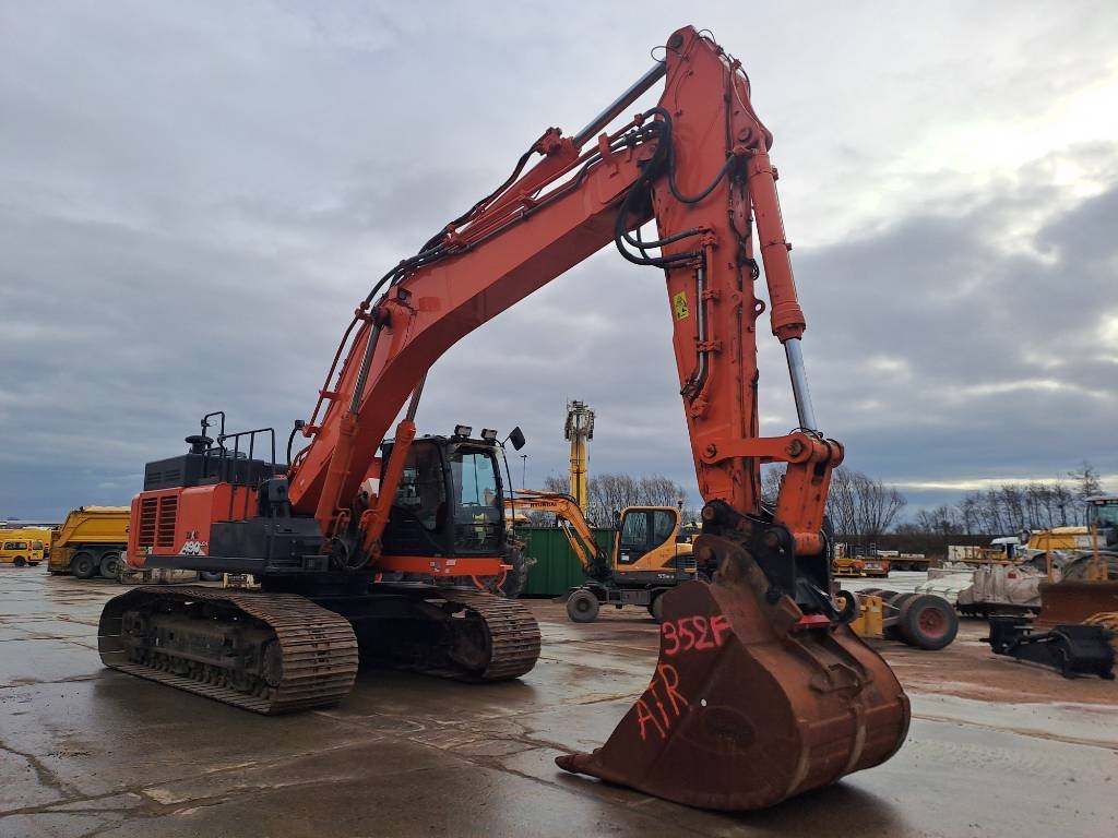 Hitachi ZX 490 LC H-6 (Lift Cab) 2018 ATR-1588 ZX 490 LC H-6 (Lift Cab) 2018 1 Crawler Excavators image 7