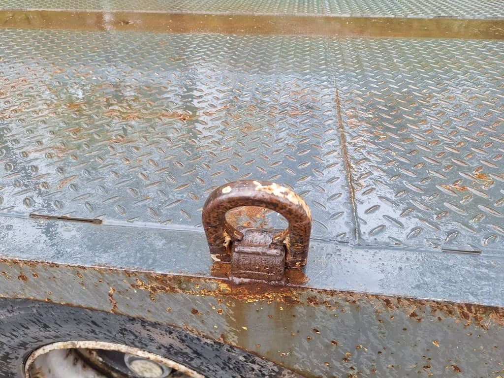 Semi-Low Loader Lintrailers 3 LSDU 18-27 2002 2002 Lintrailers 3 LSDU 18-27 2002 1 image 14