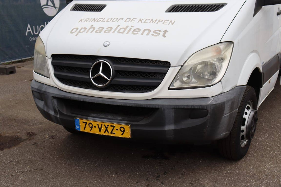 Mercedes-Benz 515 CDI/3.5 Diesel box truck 2007 515 CDI/3.5 2007 1 image 10