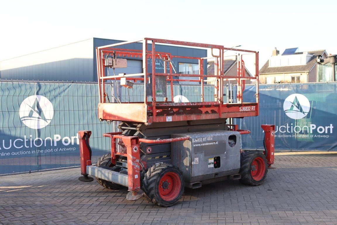 Scissor lift Skyjack SJ6832RT Diesel 12m 2015 2015 SJ6832RT 2015 1 Scissor Lifts image 7