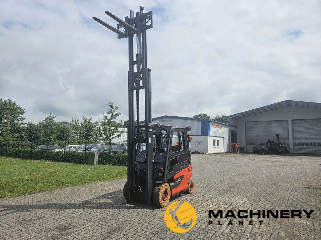 Linde E25-01 UVV 2022 ESK0001 E25-01 UVV 2022 1 Forklift image 2