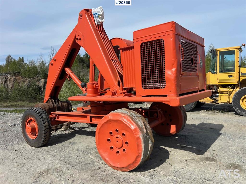 Brøyt X2 excavator w/bucket (Nostalgia!) 1963 20359 Broyt X2 excavator w/bucket (Nostalgia!) 1963 1 Crawler Excavators ima...