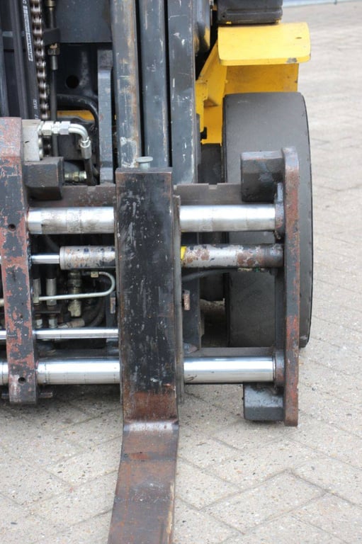 Forklift Komatsu FG25HT-16 LPG 2100kg 4.7m 2008 2008 FG25HT-16 2008 1 Forklift image 11