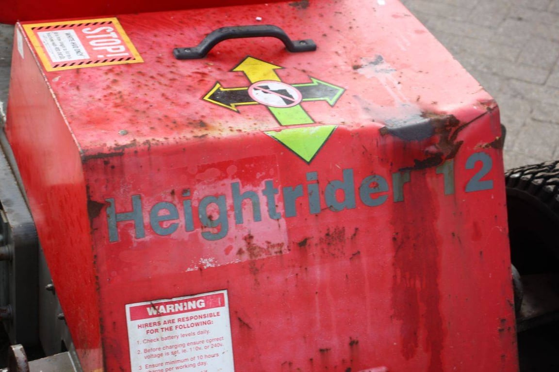 Articulating boom lift Niftylift HR12 Diesel 2015 2015 Niftylift HR12 2015 1 image 15