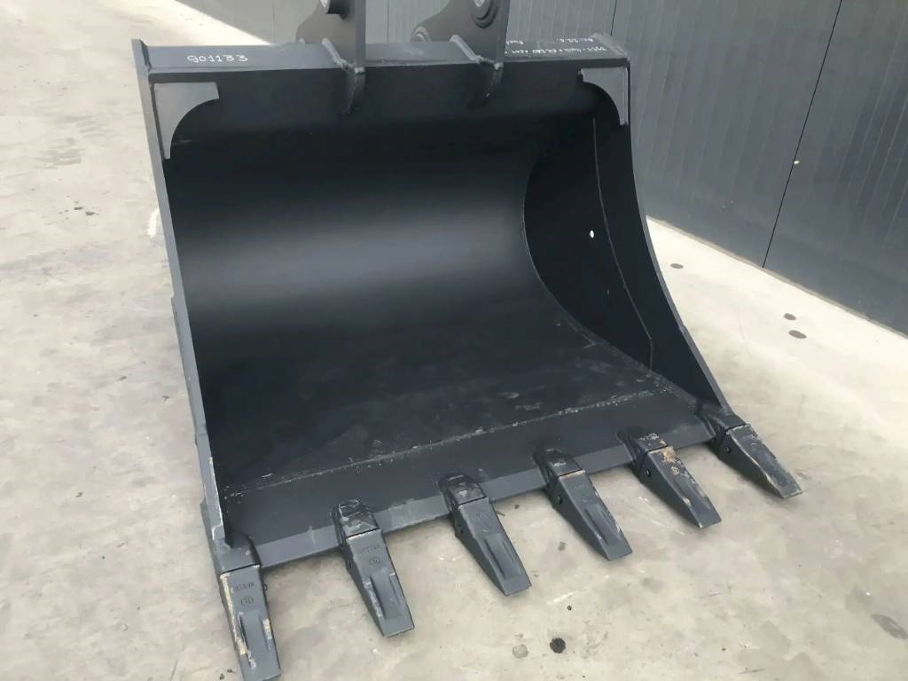 Volvo EC220 2025 903604 EC220 2025 0 image 3