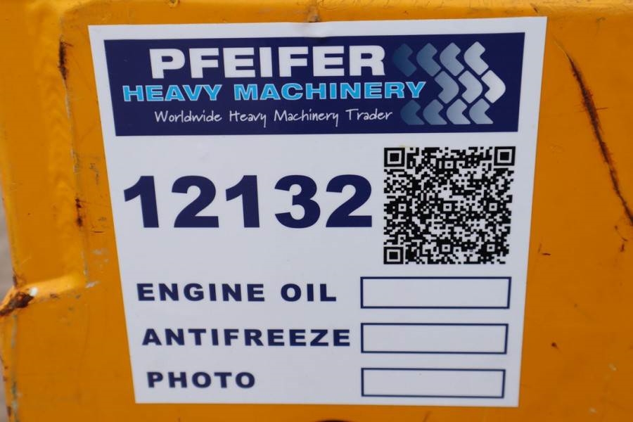 Haulotte Compact 10 Electric, 10m Working Height, 450kg Cap 2011 HAULOTTE - Compact 10 - 61856 Compact 10 Electric, 10m Wo...