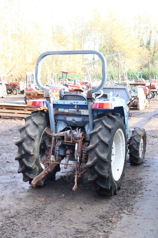 Mini tractor Iseki 29s Diesel Iseki GEAS 29s 1 image 6