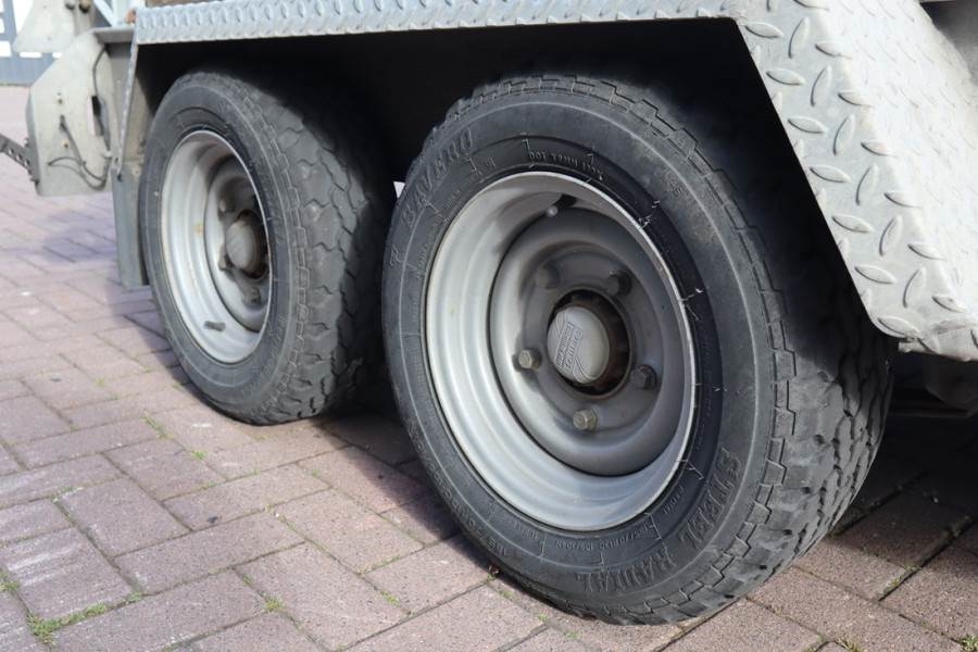 Ifor Williams WILLIAM 2HB 2 Axel Trailer, 2.856 kg Capacity, Inc 2017 IFOR WILLIAM - 2HB - 61780 IFOR WILLIAMS WILLIAM 2HB...