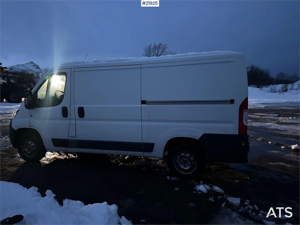 Peugeot Boxer 2017 21925 Peugeot 2017 1 Closed vans image 22
