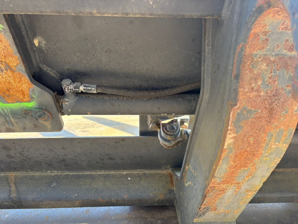 Heavy machinery product image - Image 9 of 10