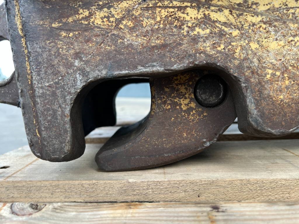 Heavy machinery product image - Image 12 of 15