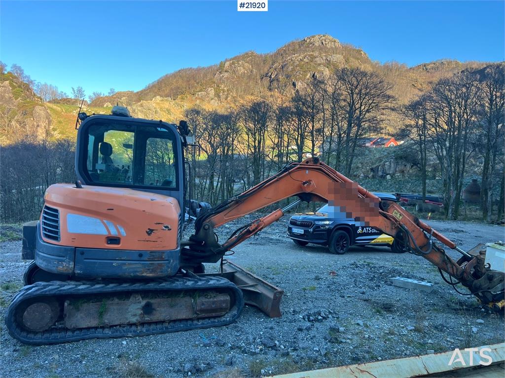 Doosan DX62R-3 excavator w/ rototilt, sanding bucket and 2015 21920 DX62R-3 excavator w/ rototilt, sanding bucket and 2015...