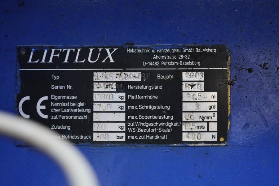 Liftlux SL245-25D 4WD Diesel, 4x4 Drive, 26.5m Working Hei 2003 LIFTLUX - SL245-25D 4WD - 50004 Liftlux SL245-25D 4WD Dies...