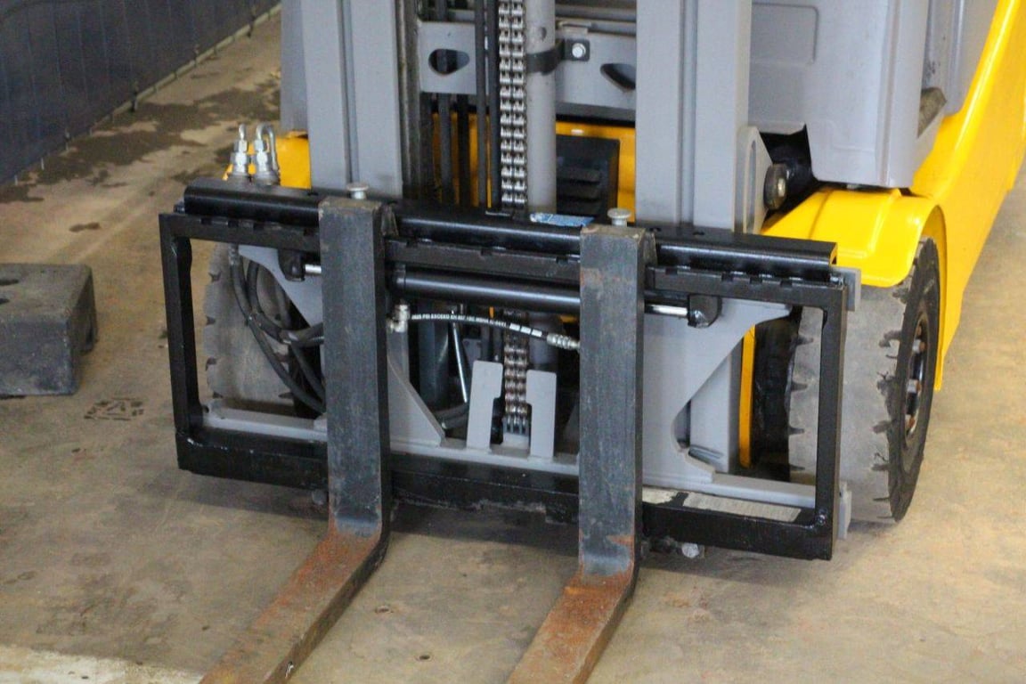 Heavy machinery product image - Image 10 of 15