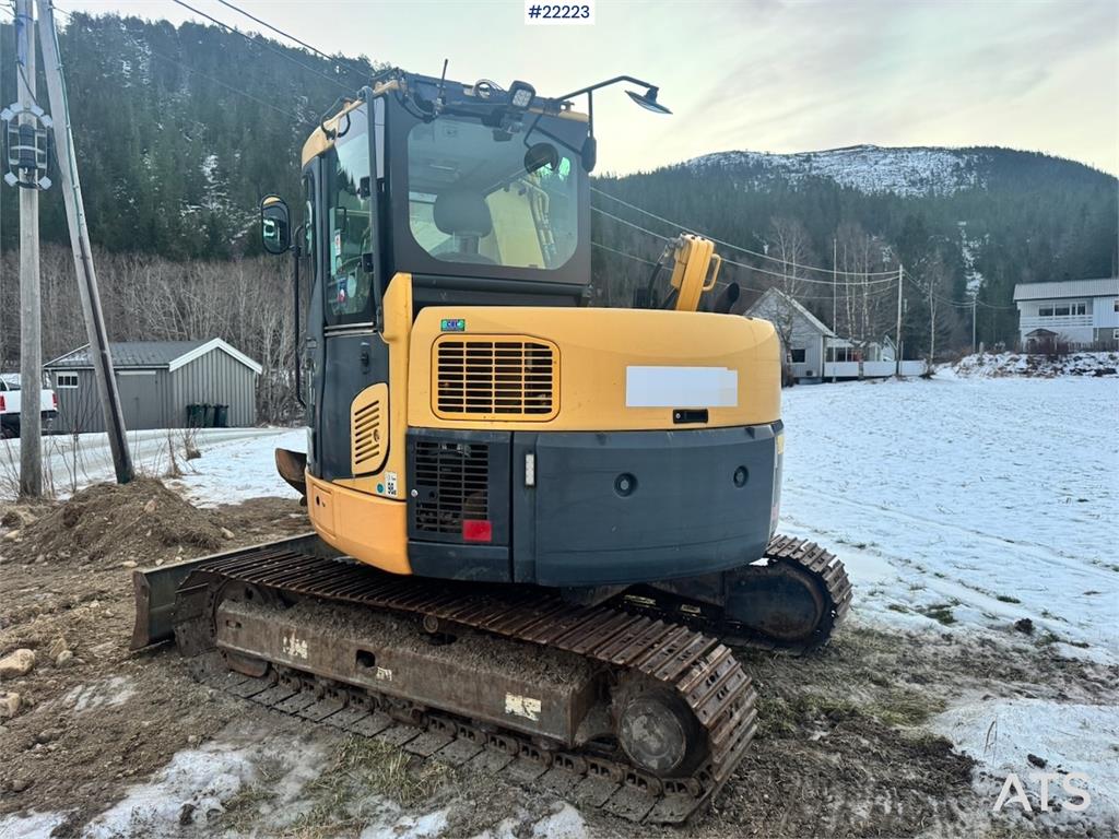 Komatsu PC78US-8 with Rototilt – 3 buckets – 5300 hours! 2011 22223 PC78US-8 with Rototilt – 3 buckets – 5300 hours! 2011 ...